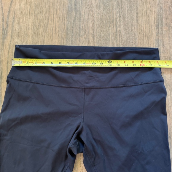 lululemon Black Leggings EUC - Picture 9 of 9